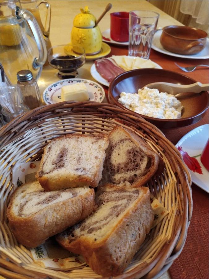 Tourist Farm Strle With Great Local Food * Cerknica