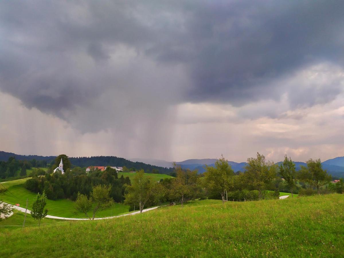 Tourist Farm Strle With Great Local Food * Cerknica